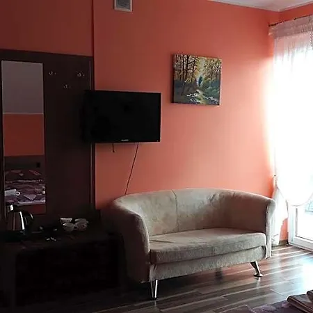 Inez Aparthotel Lelice