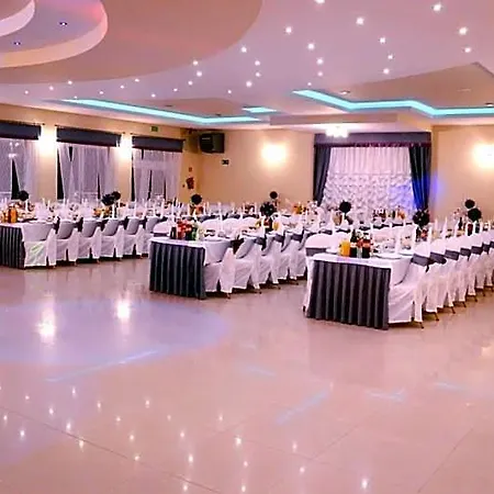 Inez Aparthotel